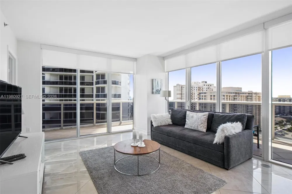 1830 S Ocean Dr #1406 Hallandale Beach, FL 33009