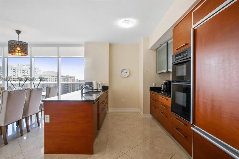 1830 S Ocean Dr #1406 Hallandale Beach, FL 33009