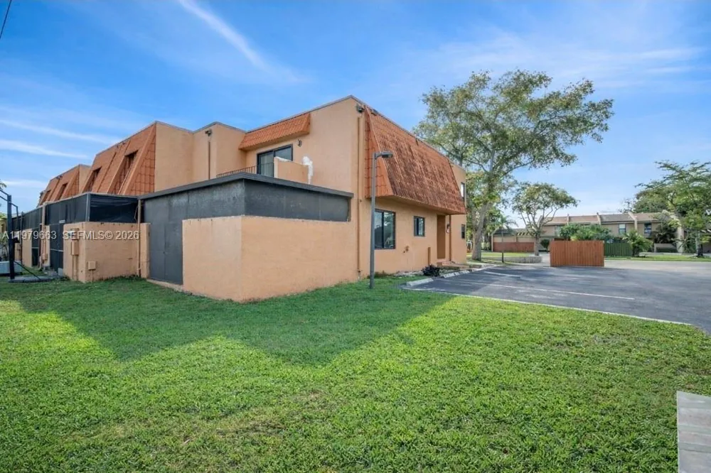 1451 NW 92nd Ave #191 Pembroke Pines, FL 33024