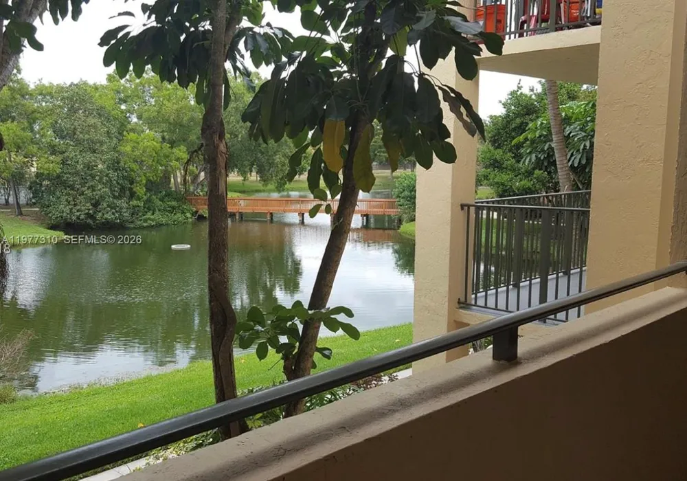 9999 Summerbreeze Dr #420 Sunrise, FL 33322