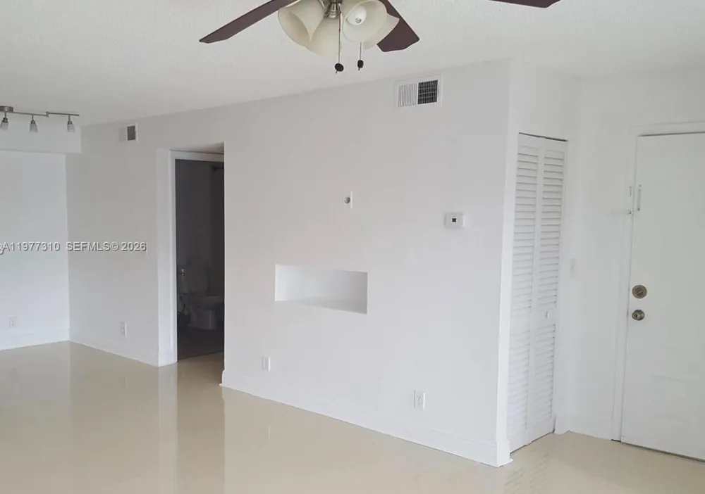 9999 Summerbreeze Dr #420 Sunrise, FL 33322
