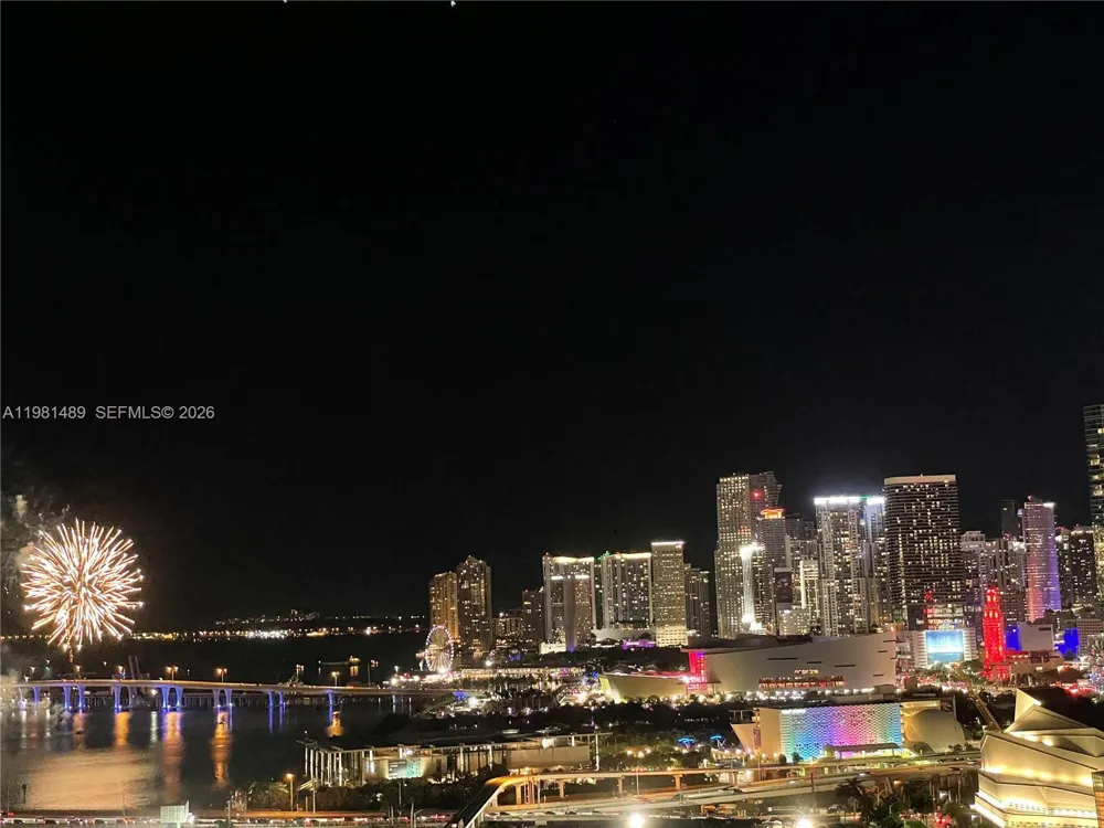 1750 Bayshore Dr #2814 Miami, FL 33132