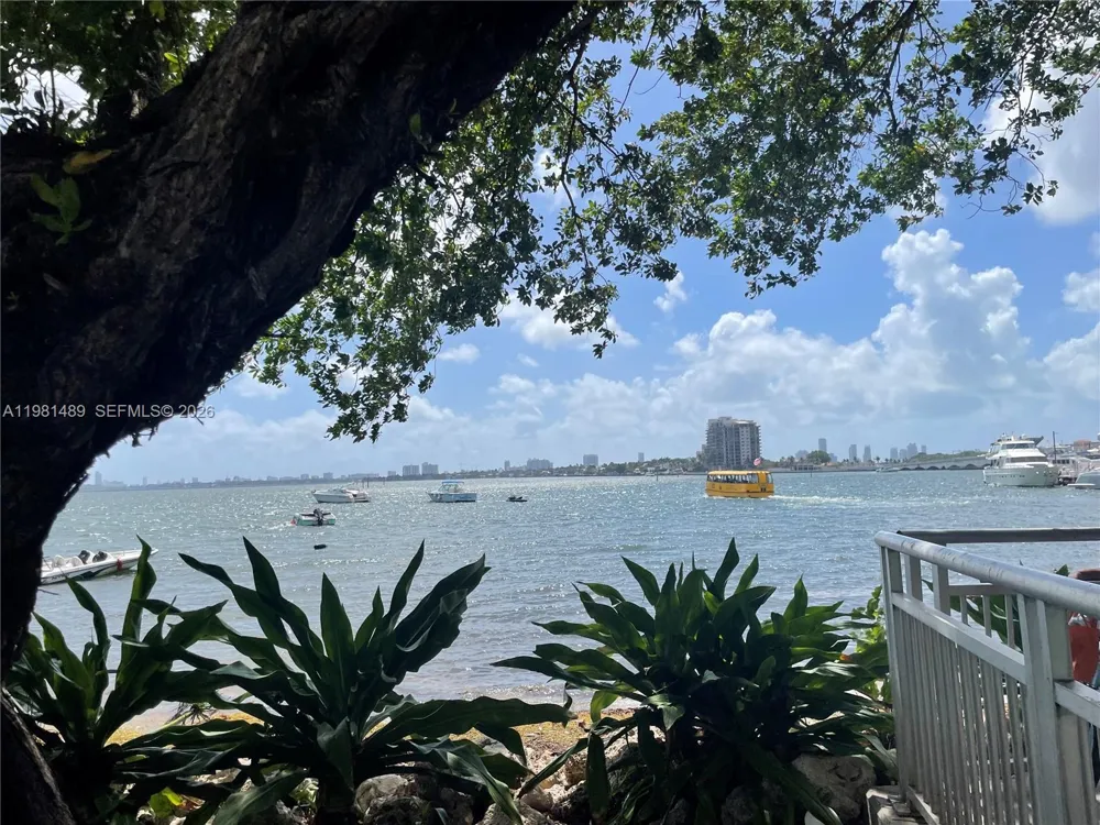 1750 Bayshore Dr #2814 Miami, FL 33132