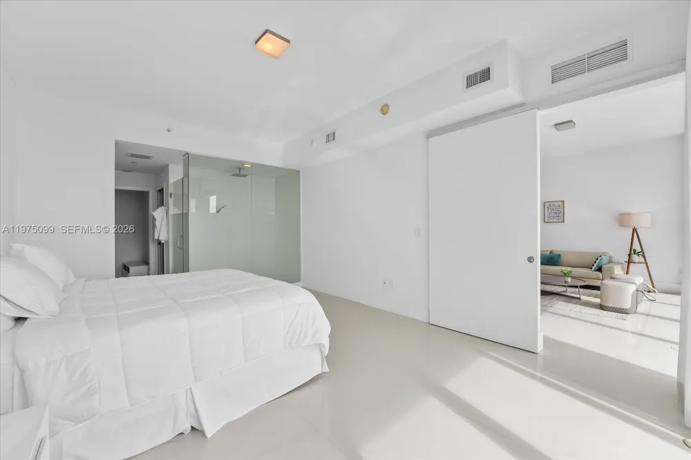 2020 Bayshore Dr #605 Miami, FL 33137