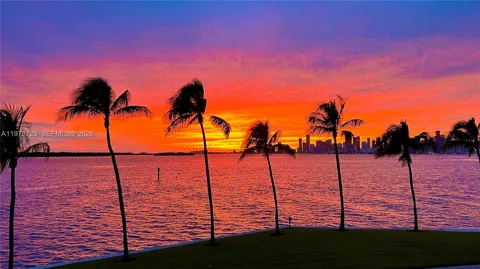 5222 Fisher Island Dr #5222