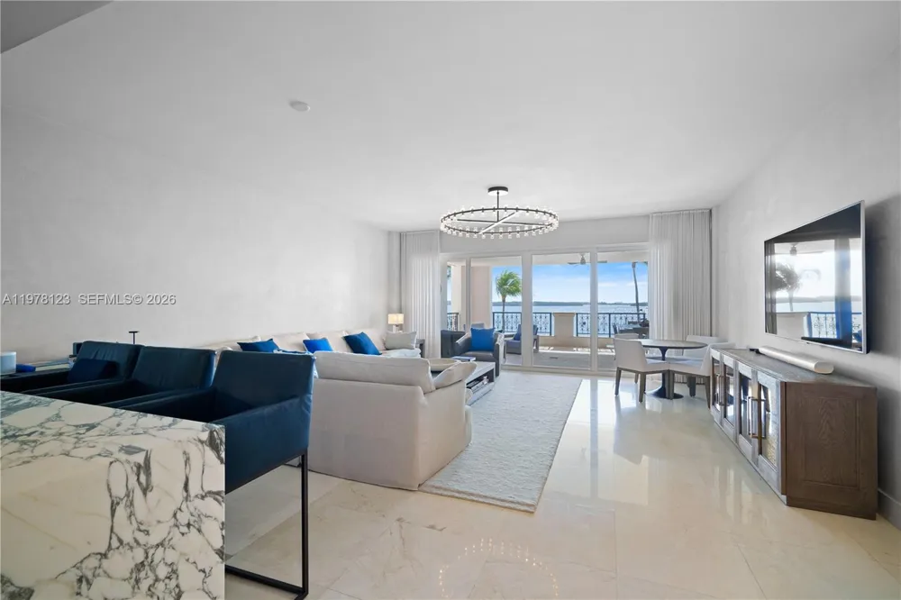 5222 Fisher Island Dr #5222 Fisher Island, FL 33109
