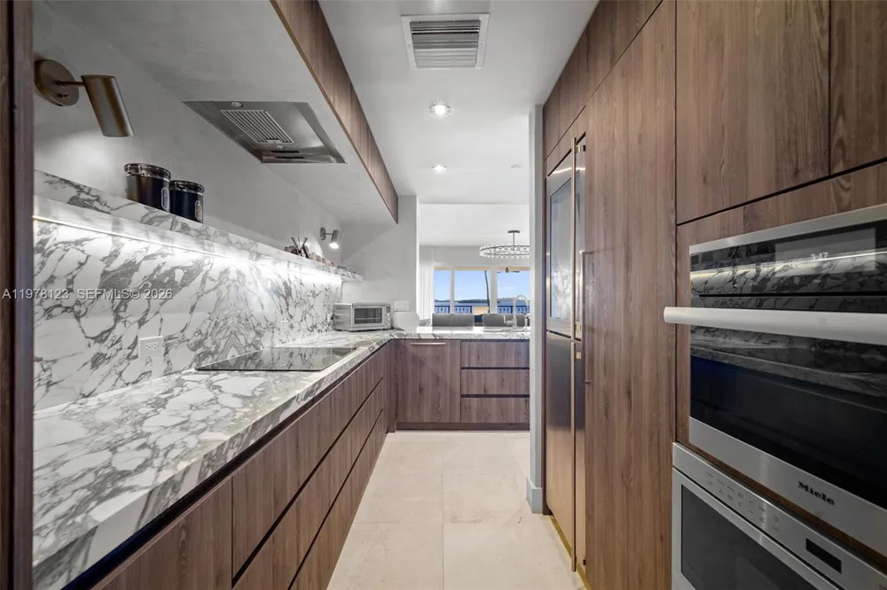 5222 Fisher Island Dr #5222 Fisher Island, FL 33109