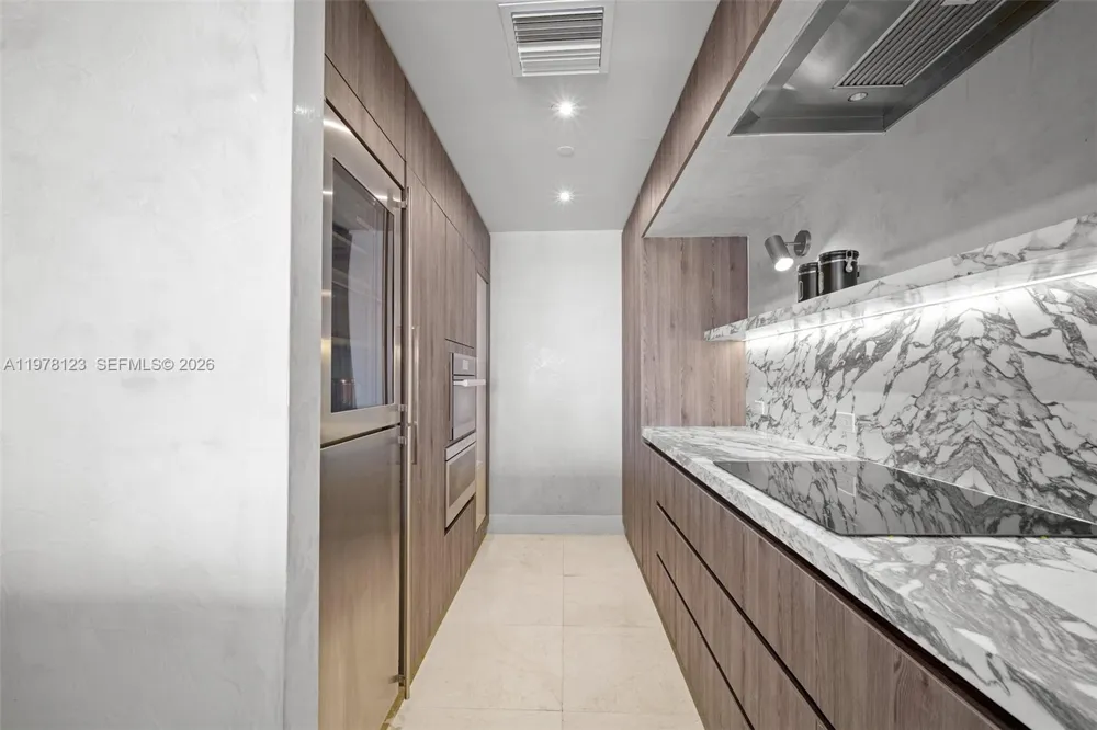 5222 Fisher Island Dr #5222 Fisher Island, FL 33109