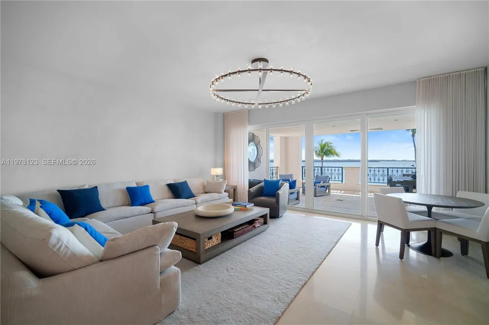 5222 Fisher Island Dr #5222 Fisher Island, FL 33109