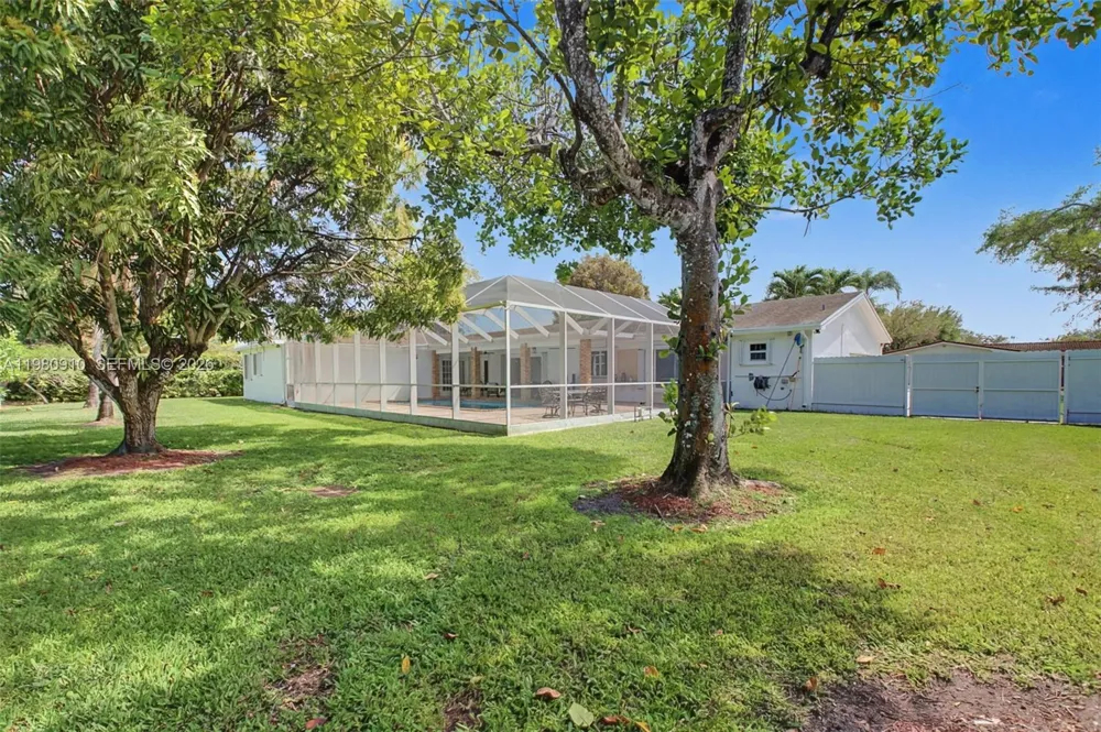 8241 SW 146th St Palmetto Bay, FL 33158