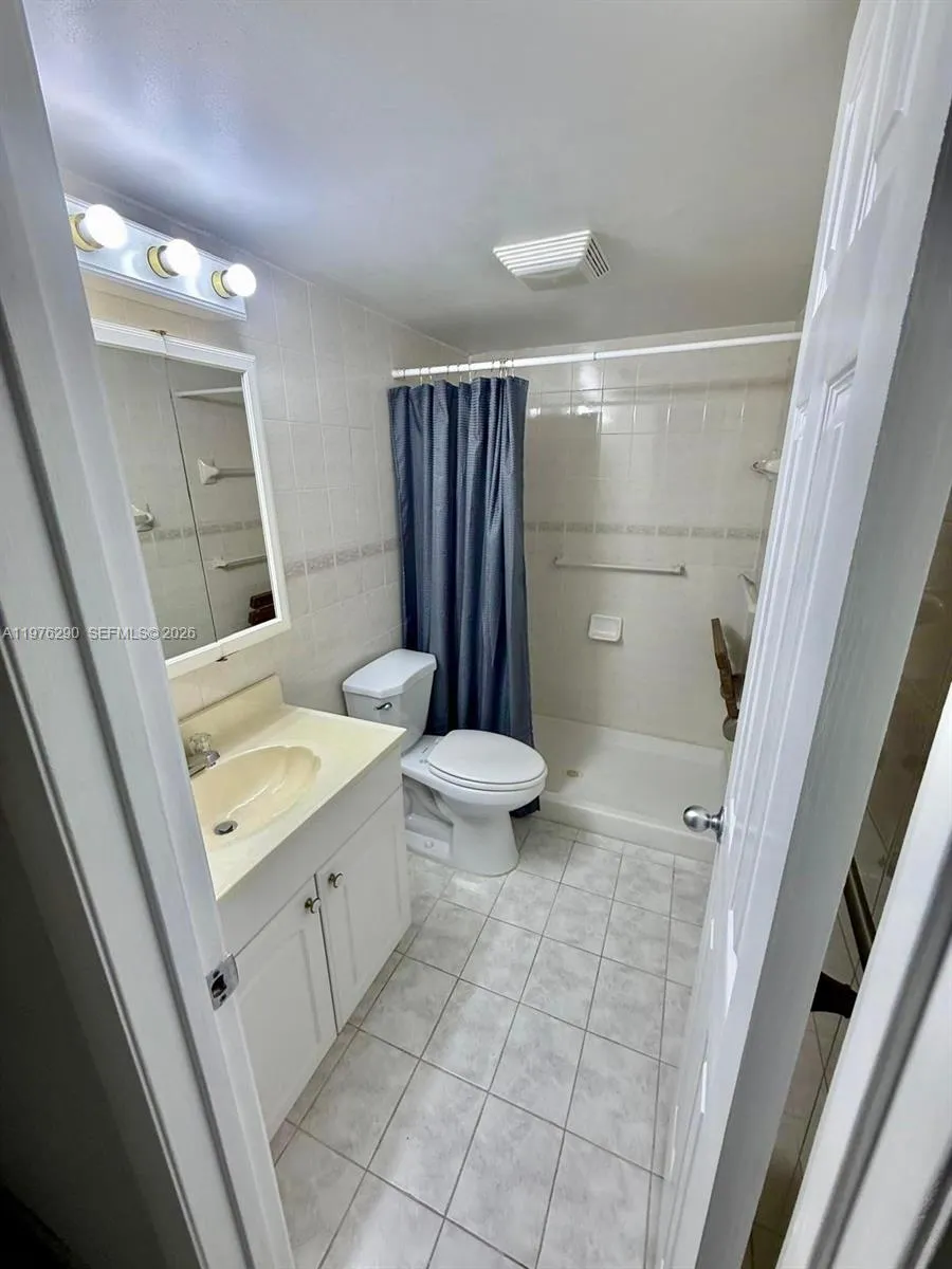 9400 WEST FLAGLER ST #312 Miami, FL 33174