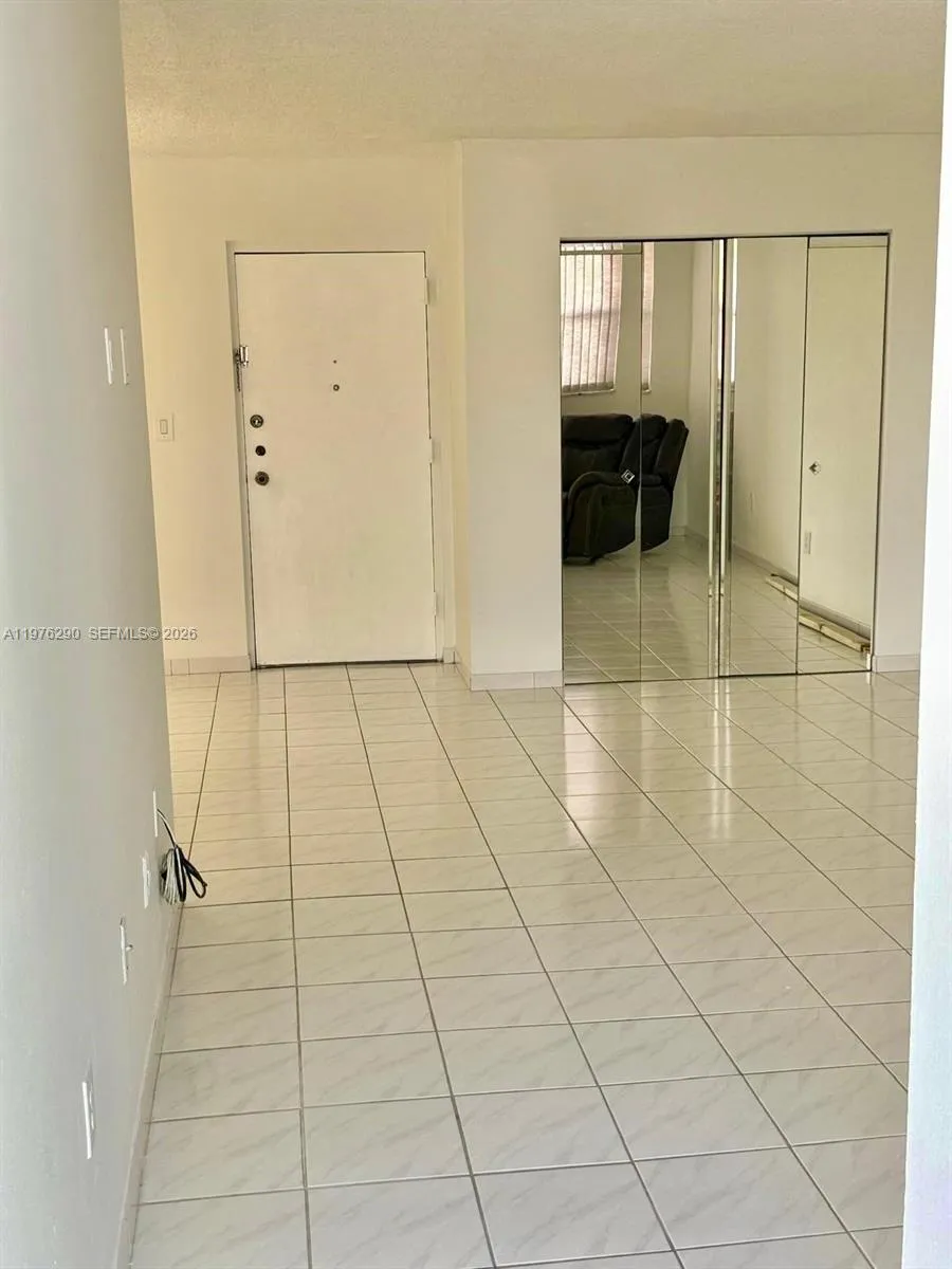 9400 WEST FLAGLER ST #312 Miami, FL 33174
