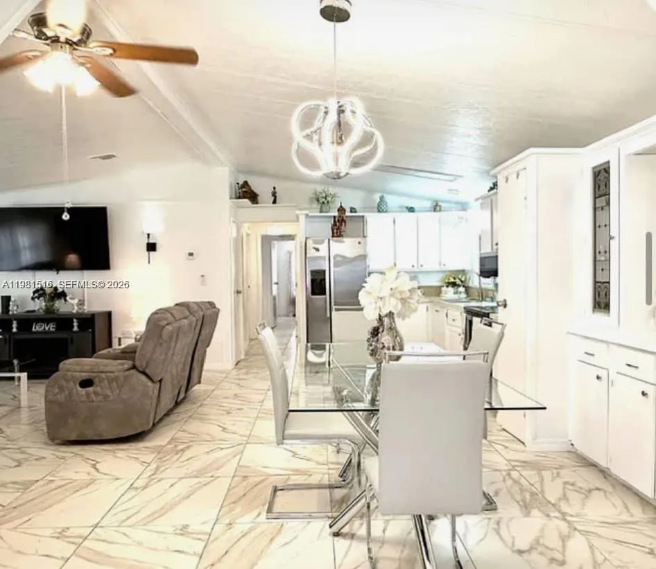 215 LAURELCREST CIR VALRICO Brandon, FL 33594
