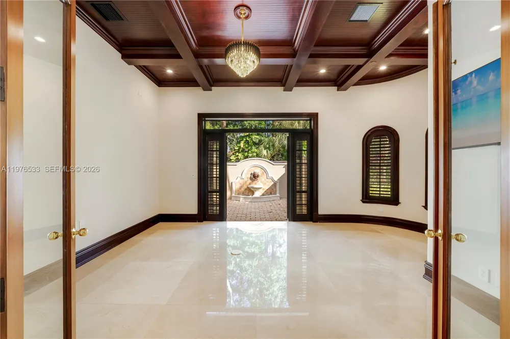 11400 SW 67th Ave Pinecrest, FL 33156