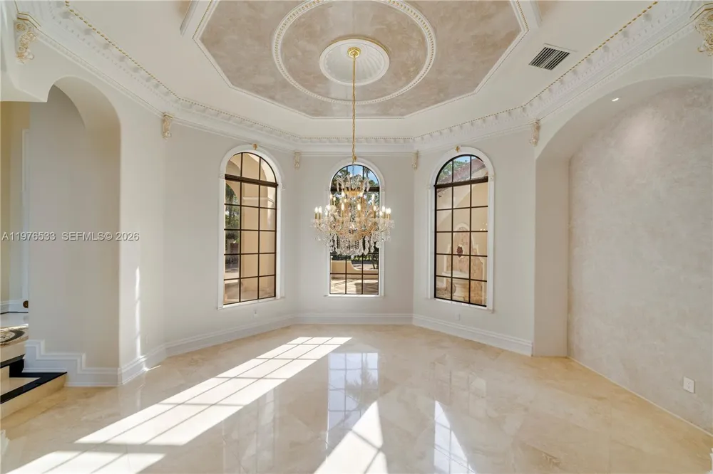 11400 SW 67th Ave Pinecrest, FL 33156