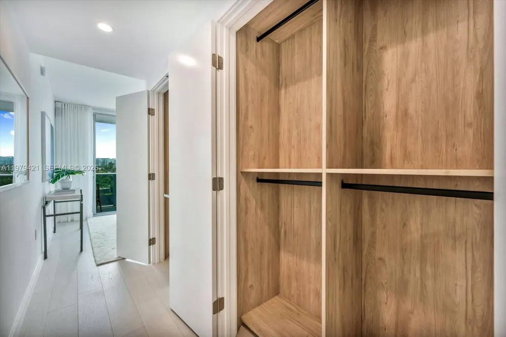 9201 E Bay Harbor Dr #503 Bal Harbour, FL 33154