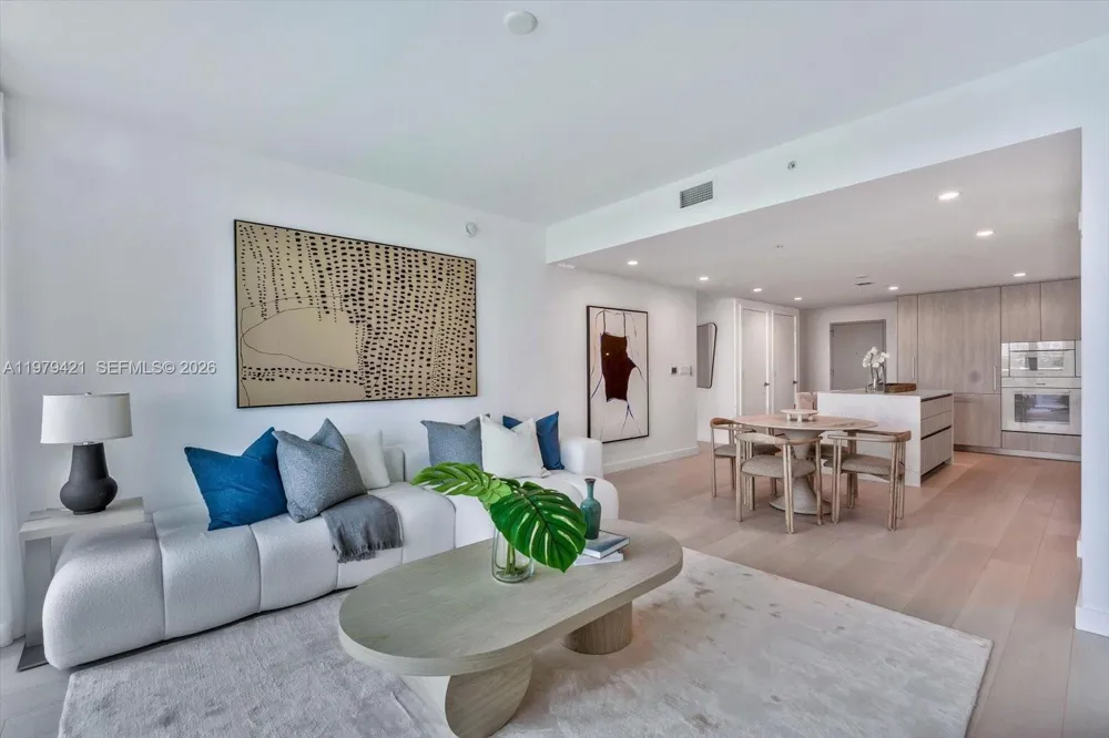 9201 E Bay Harbor Dr #503 Bal Harbour, FL 33154