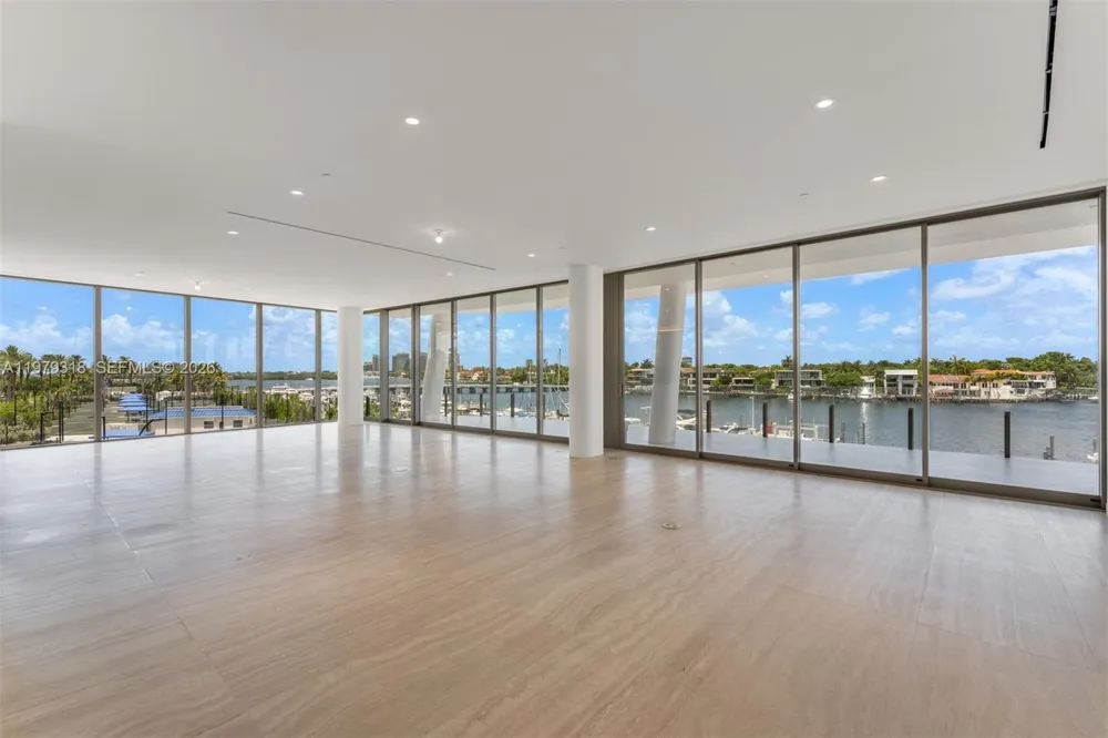 5 Grove Isle Dr #S304 Coconut Grove, FL 33133
