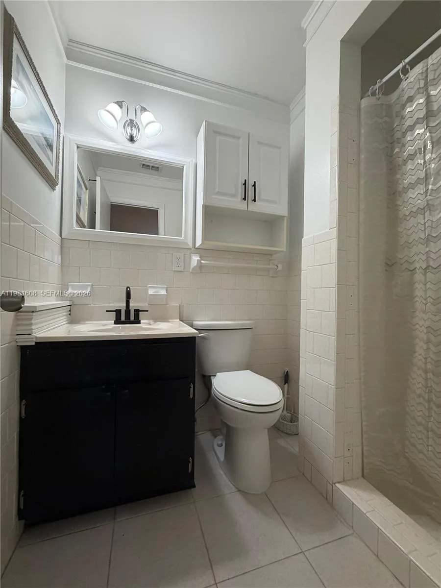 1832 Sunny Drive #d-32 Bradenton, FL 34207