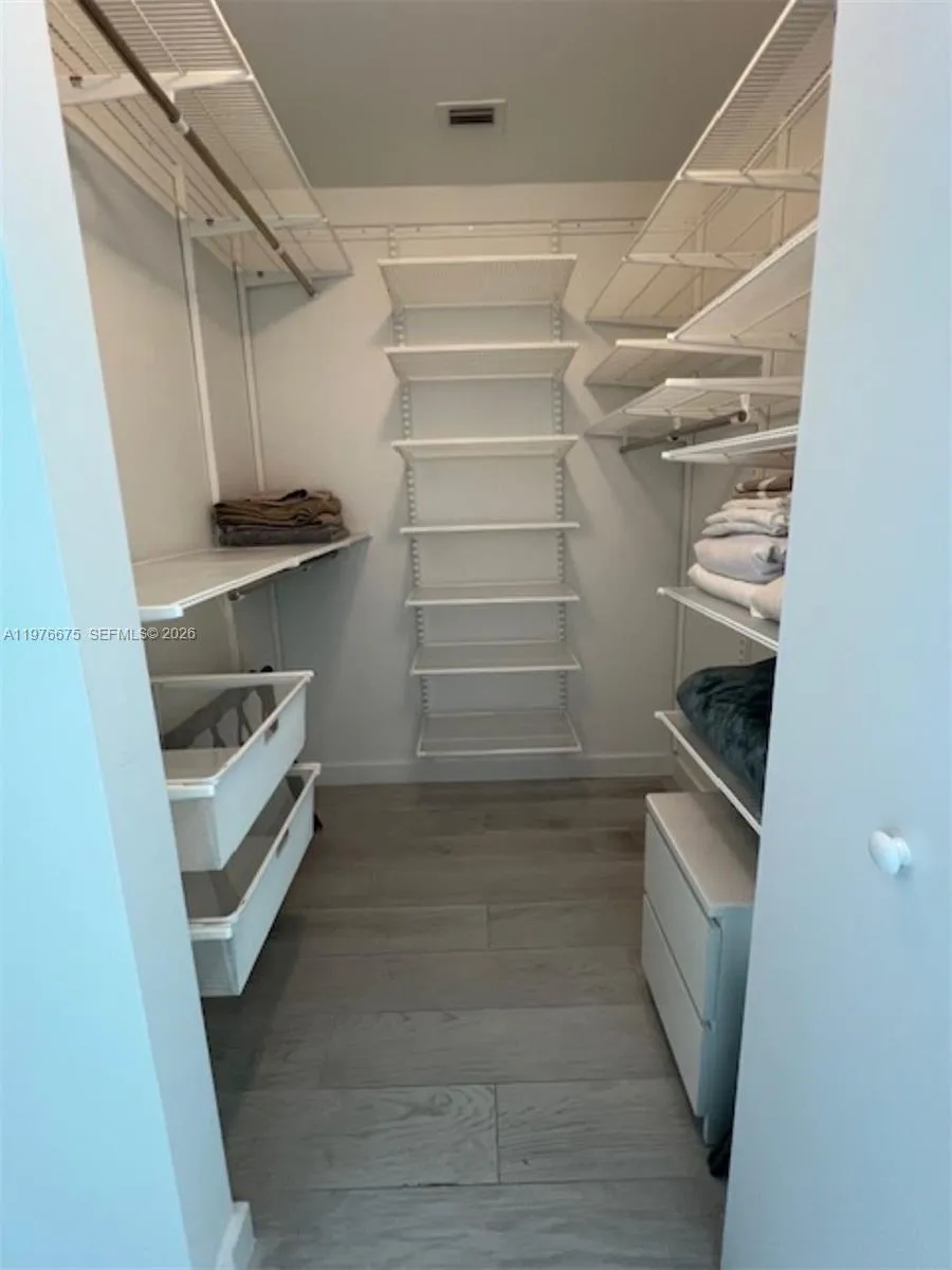 501 NE 31st St #1606 Miami, FL 33137