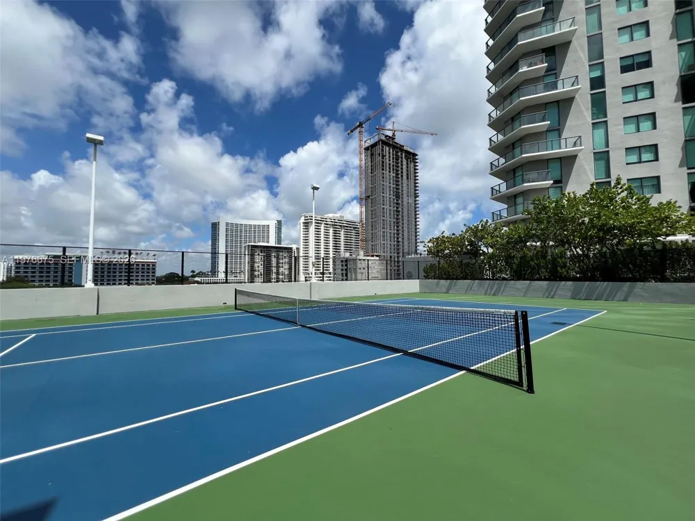 501 NE 31st St #1606 Miami, FL 33137