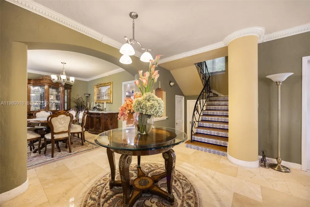 S Bayshore Dr Coconut Grove, FL 33133