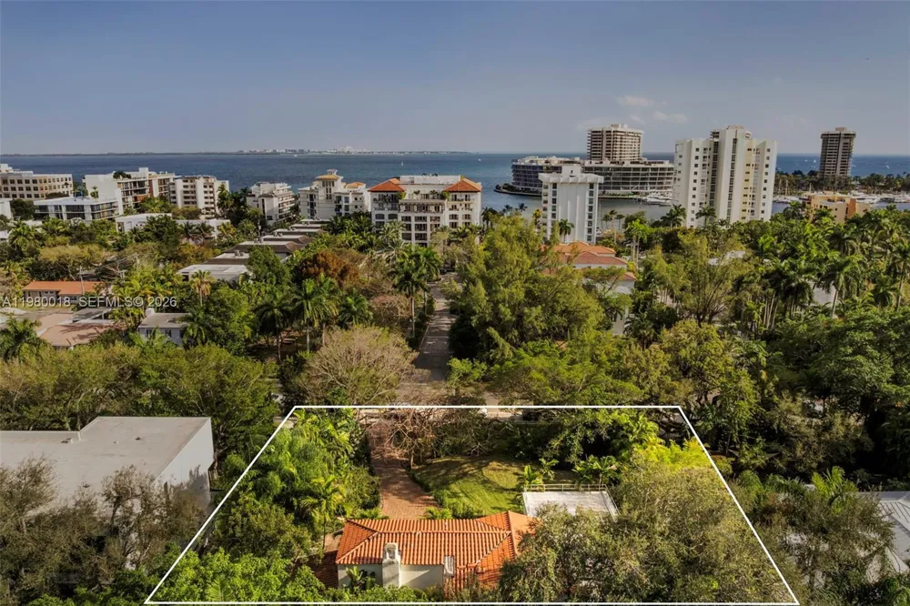 S Bayshore Dr Coconut Grove, FL 33133