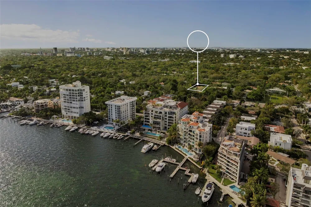S Bayshore Dr Coconut Grove, FL 33133
