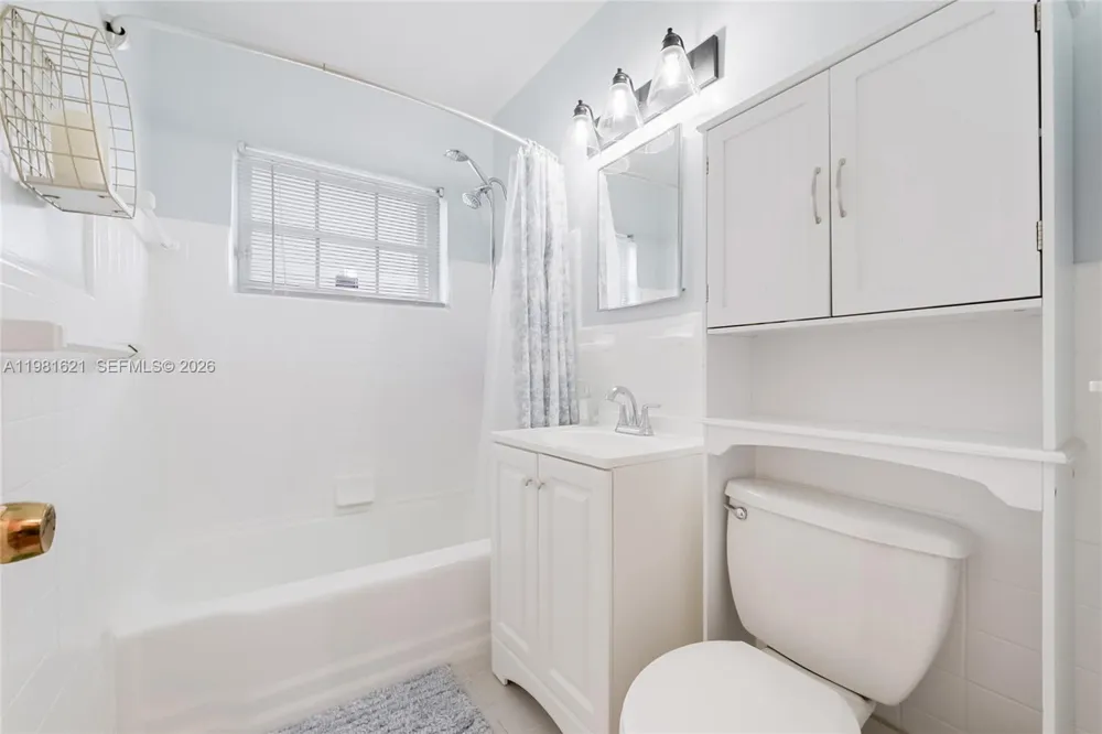 6350 NW 39th Ter Virginia Gardens, FL 33166