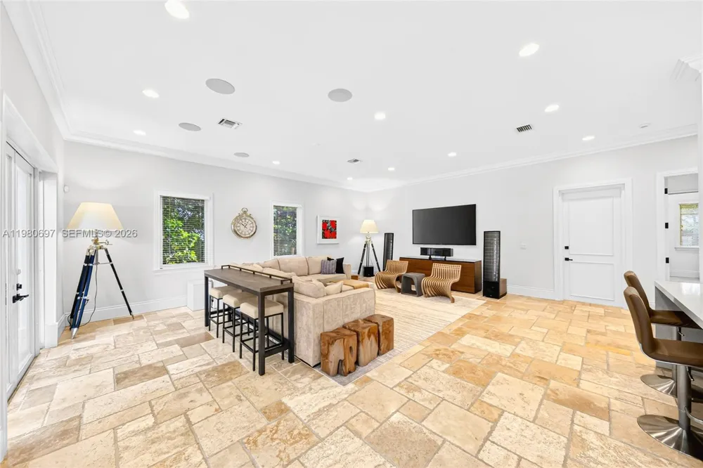 6255 SW 133rd St Pinecrest, FL 33156