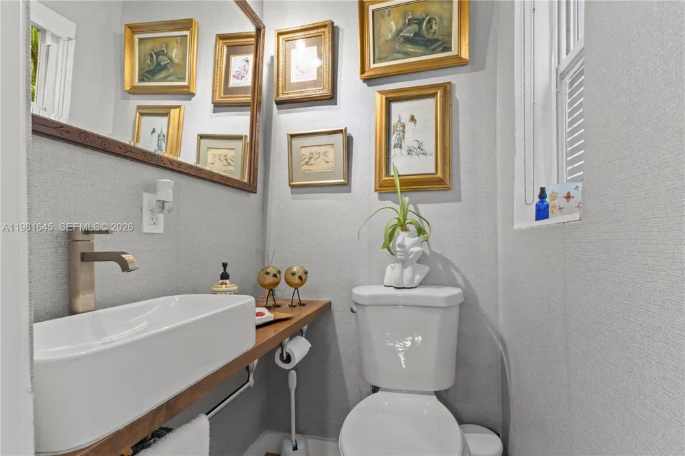 70 NE 97th St Miami Shores, FL 33138