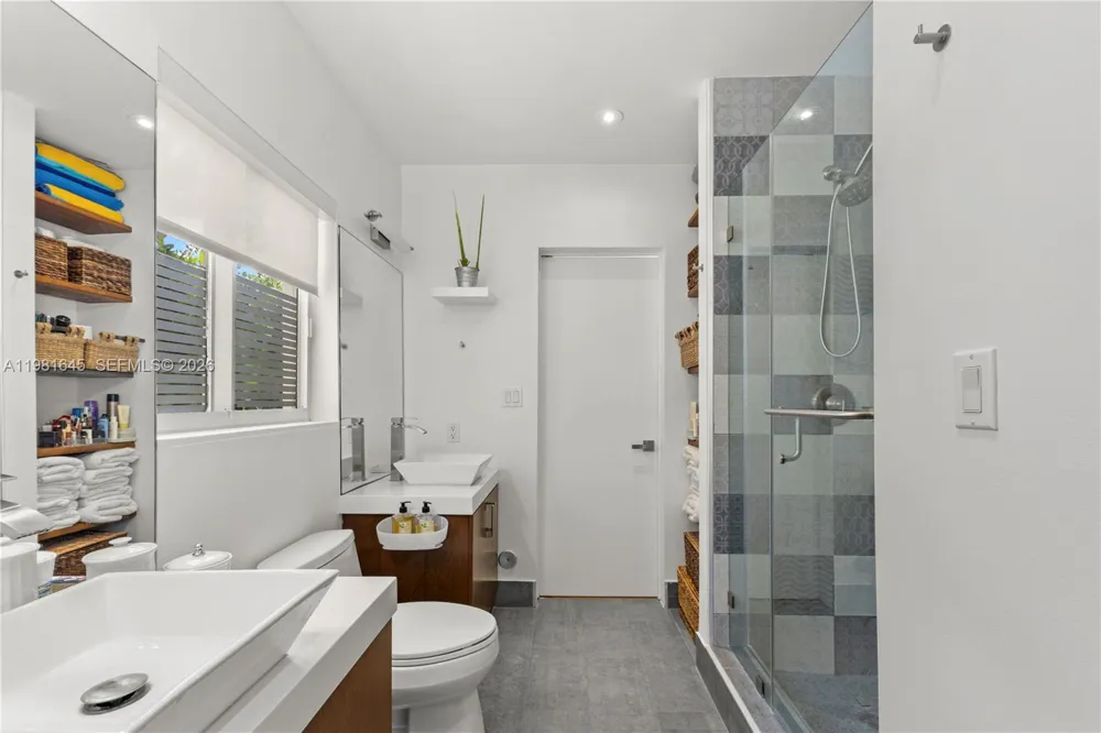 70 NE 97th St Miami Shores, FL 33138