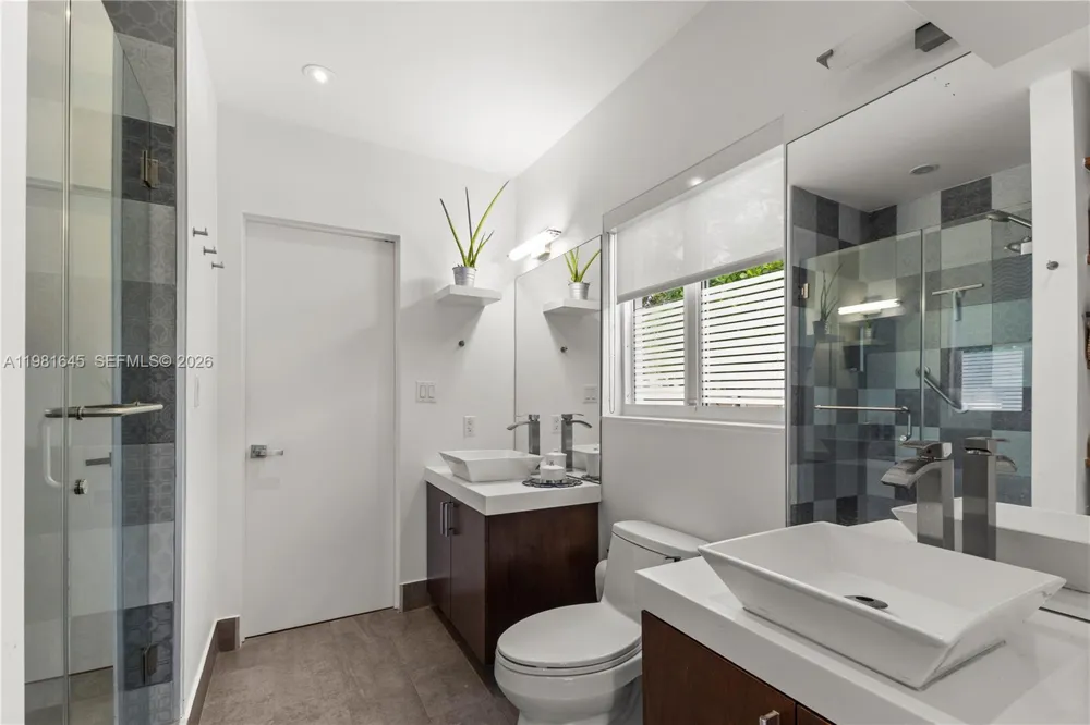 70 NE 97th St Miami Shores, FL 33138