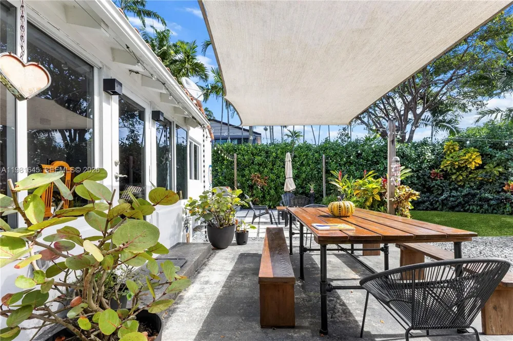 70 NE 97th St Miami Shores, FL 33138