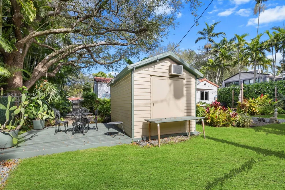 70 NE 97th St Miami Shores, FL 33138