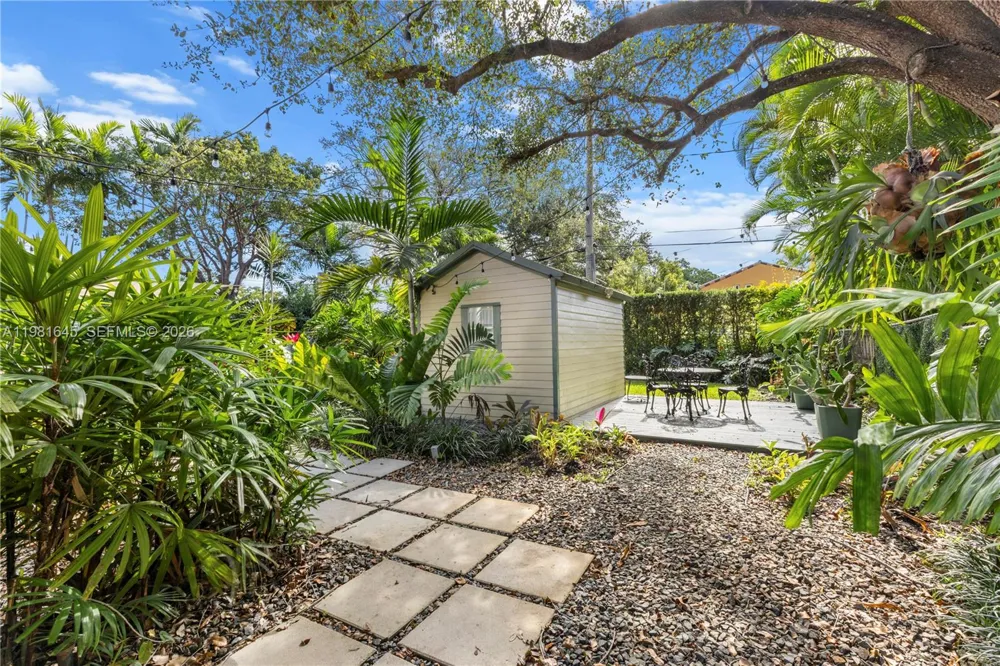 70 NE 97th St Miami Shores, FL 33138