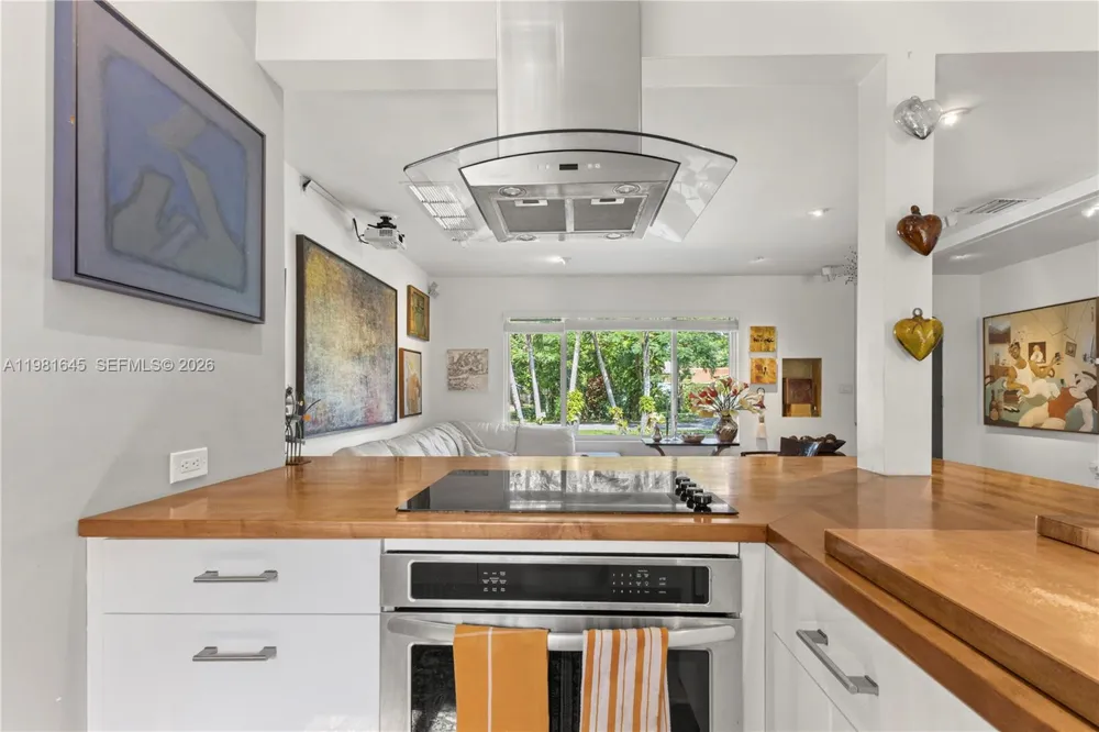 70 NE 97th St Miami Shores, FL 33138