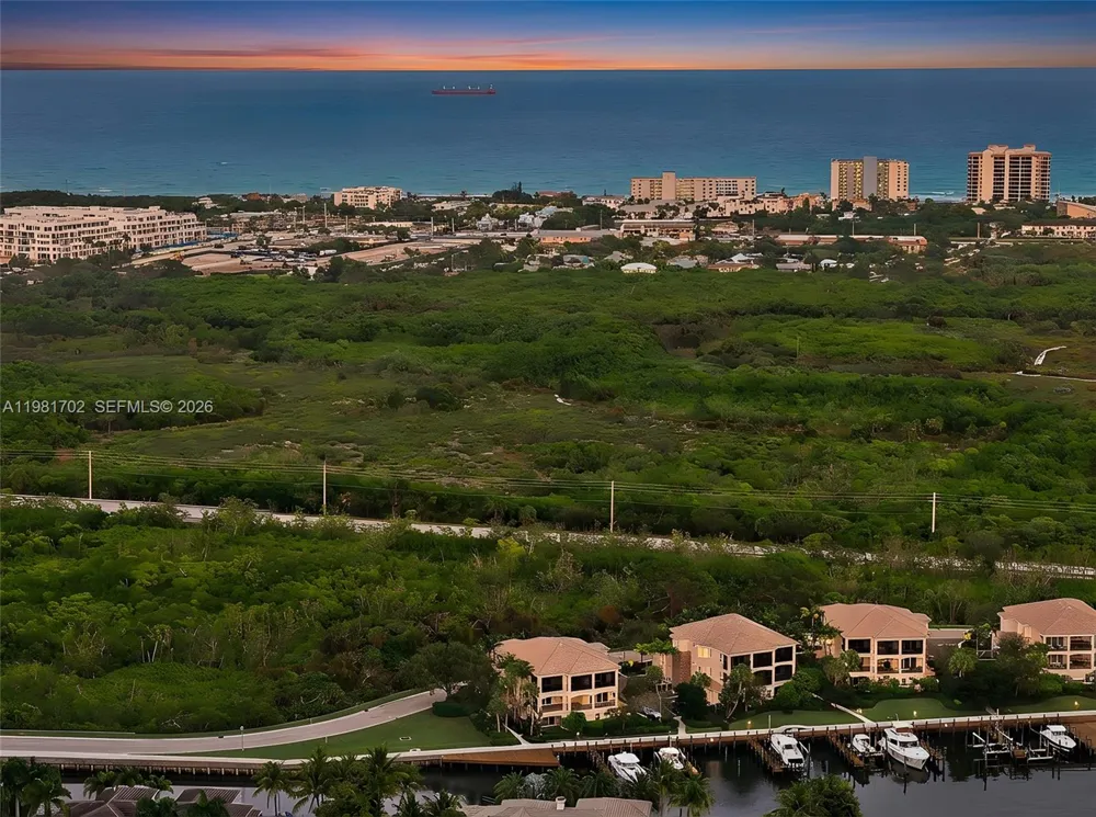 13629 Treasure Cove Cir #13629 North Palm Beach, FL 33408
