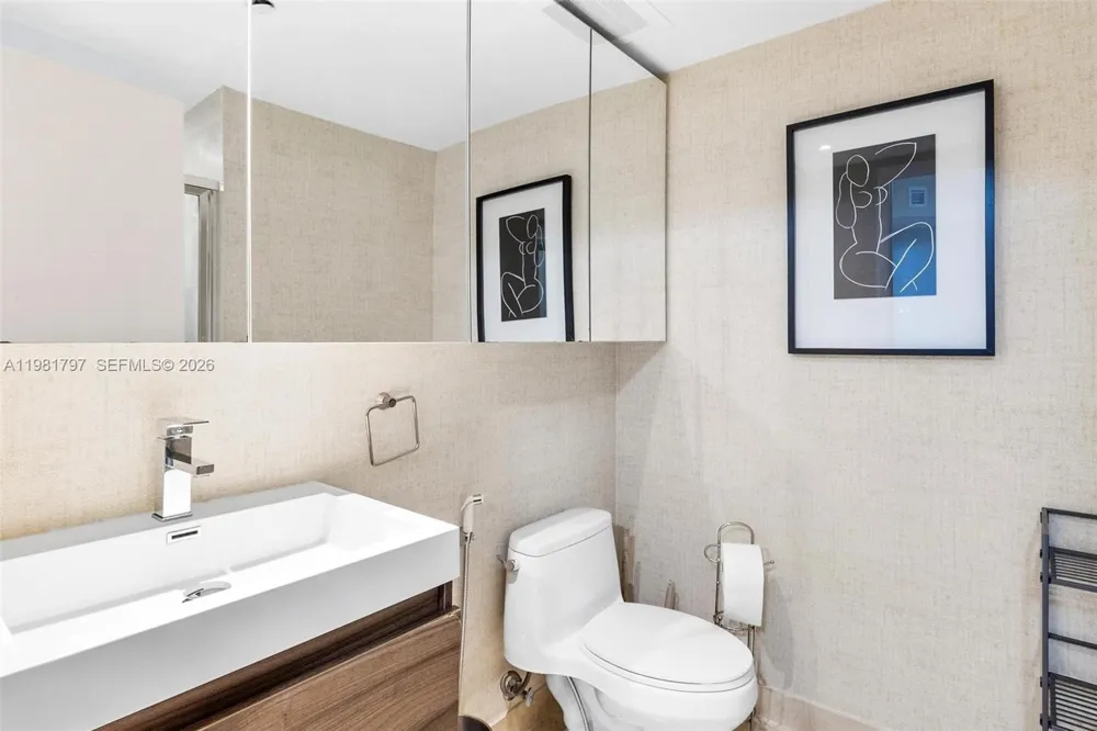 1830 S Ocean Dr #2904 Hallandale Beach, FL 33009