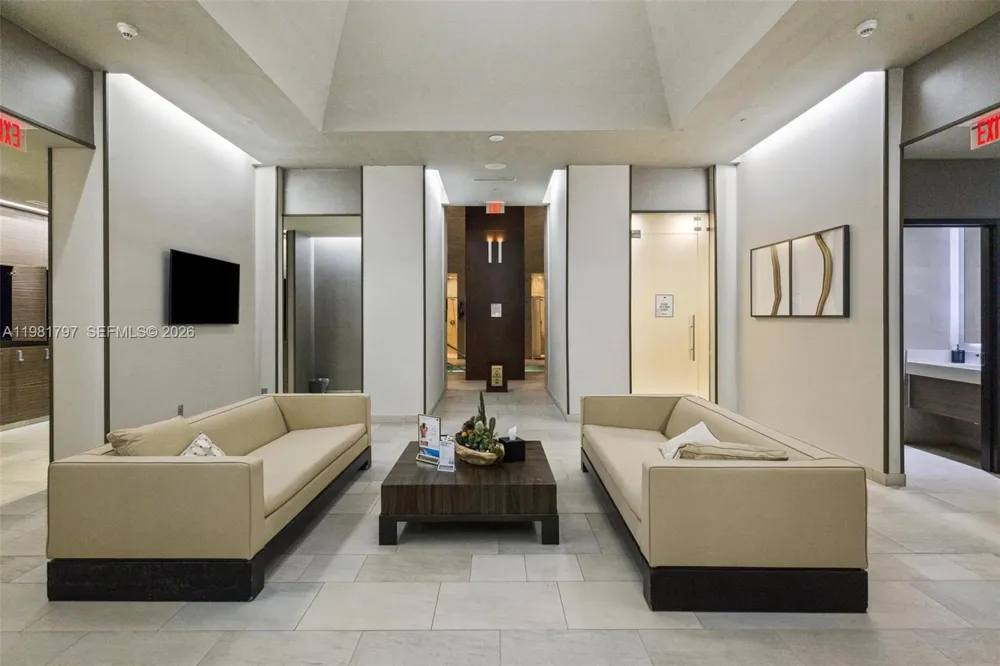1830 S Ocean Dr #2904 Hallandale Beach, FL 33009