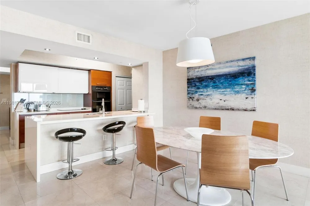 1830 S Ocean Dr #2904 Hallandale Beach, FL 33009
