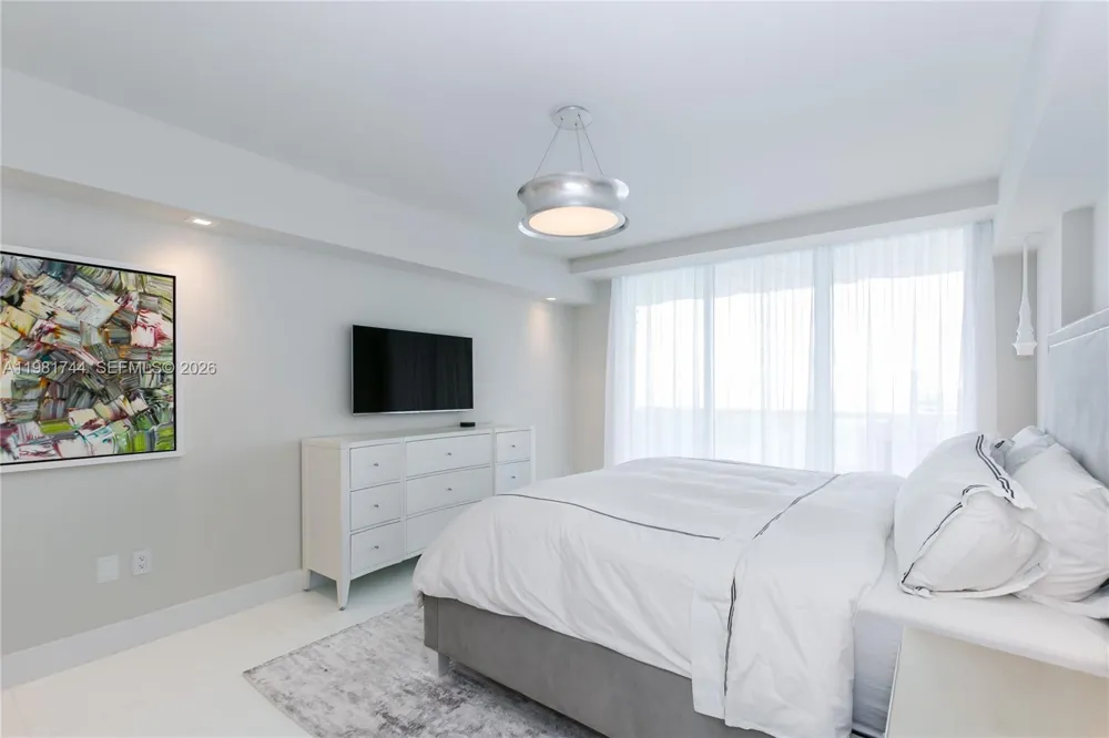 1830 S Ocean Dr #2903 Hallandale Beach, FL 33009