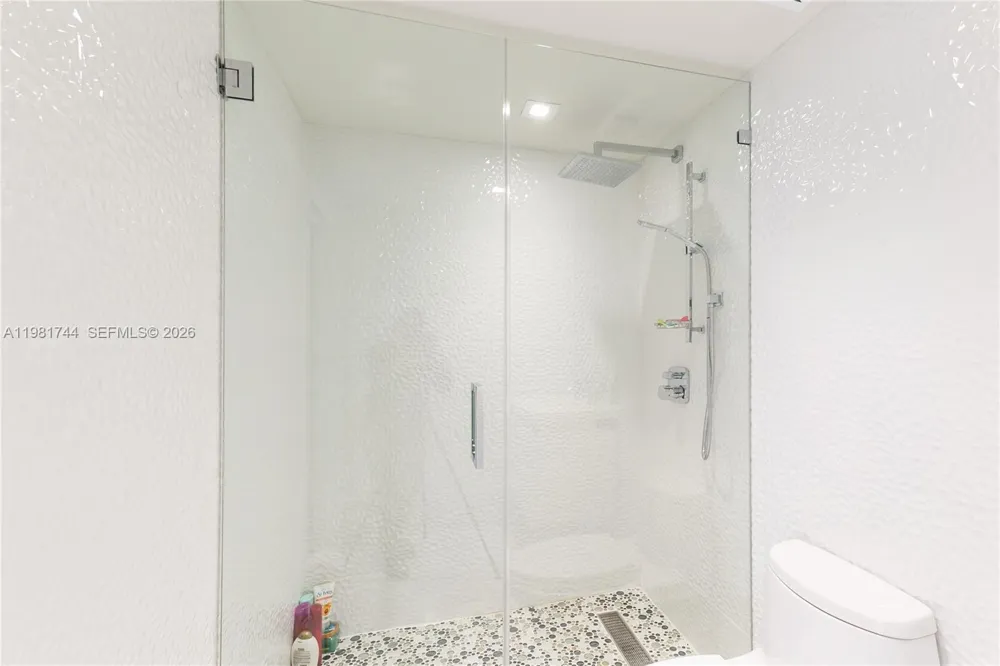 1830 S Ocean Dr #2903 Hallandale Beach, FL 33009