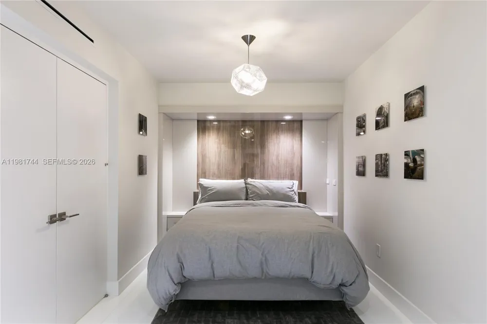 1830 S Ocean Dr #2903 Hallandale Beach, FL 33009