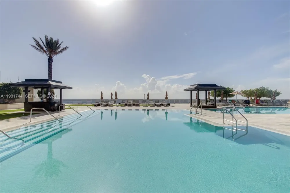 1830 S Ocean Dr #2903 Hallandale Beach, FL 33009