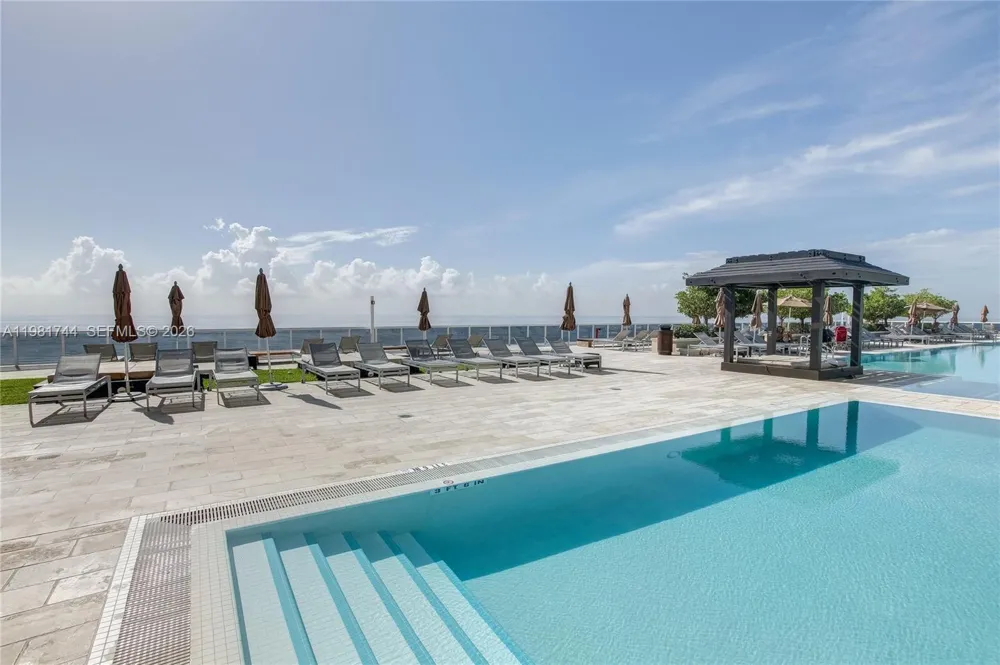 1830 S Ocean Dr #2903 Hallandale Beach, FL 33009