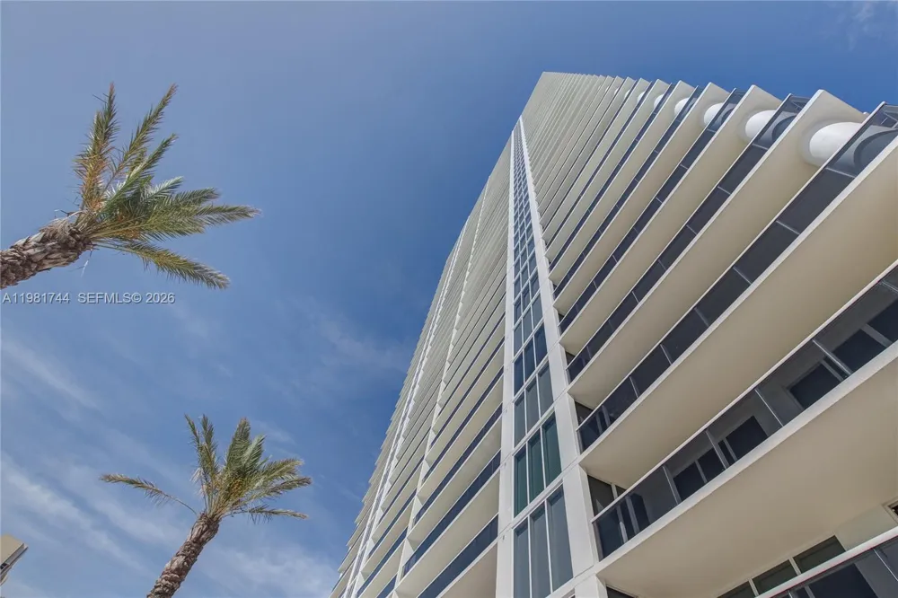 1830 S Ocean Dr #2903 Hallandale Beach, FL 33009