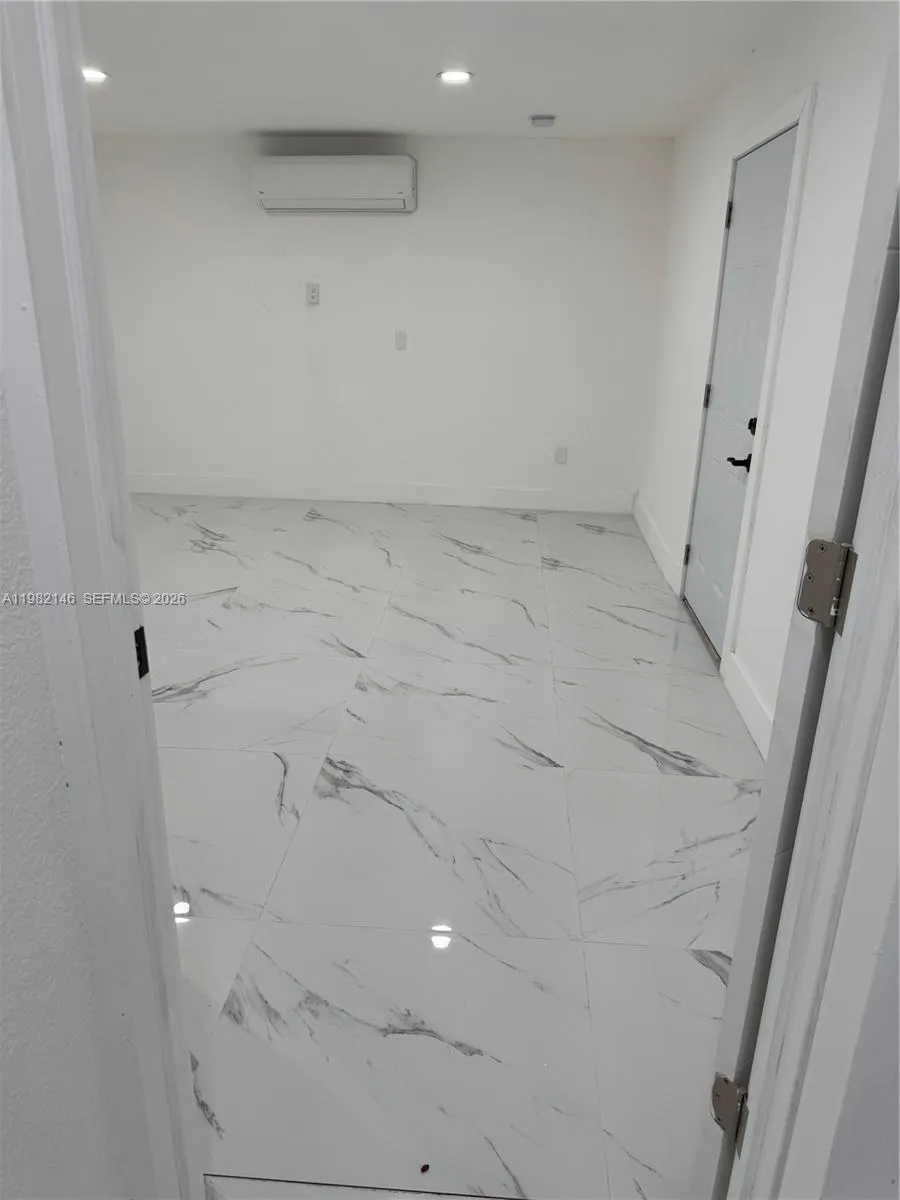 20819 NW 41st Ave Rd Miami Gardens, FL 33055