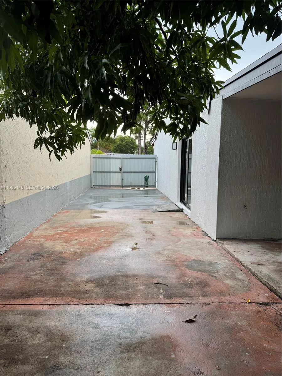 20819 NW 41st Ave Rd Miami Gardens, FL 33055