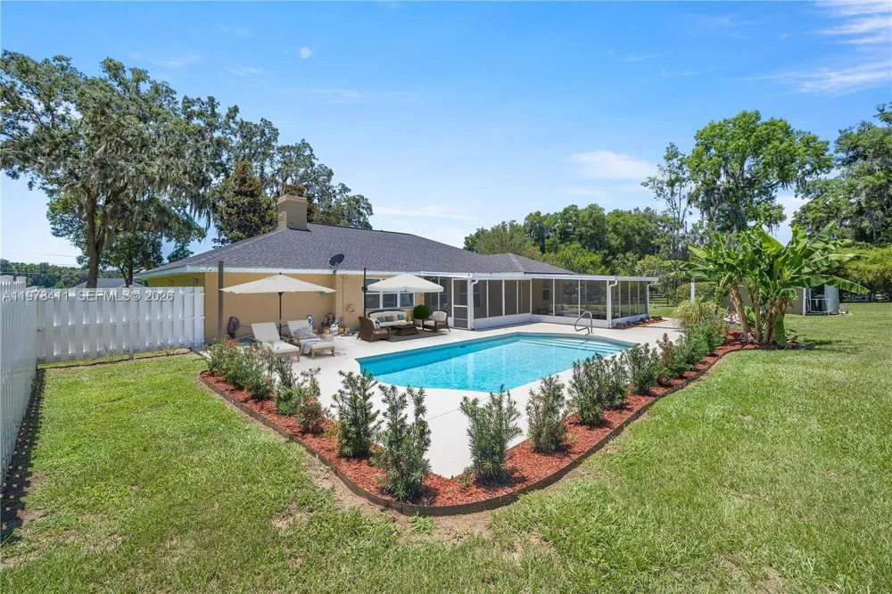 1699 SW 80 ocala, FL 34476
